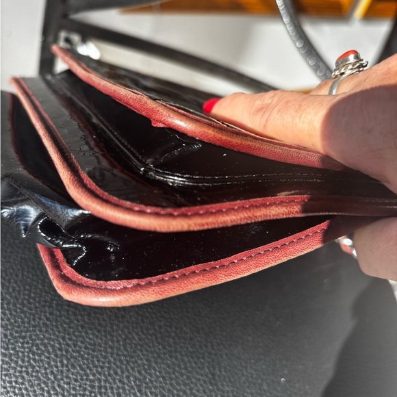 Pristine Chanel Black Quilted Patent Leather Chocolate Crossbody Shoulder Bag - Picture 14 of 16